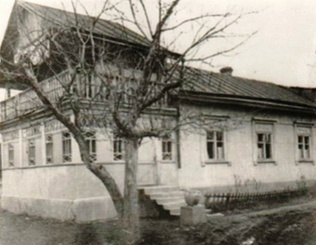 15 сентября 1955 года начал работать Нальчикский телецентр